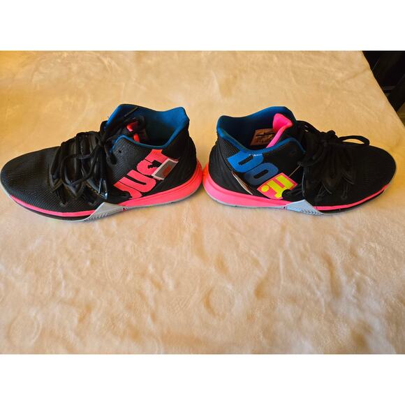 Nike Kyrie 5 "Just Do It" Black Volt Hyper Pink Youth Size 7 - Picture 5 of 11
